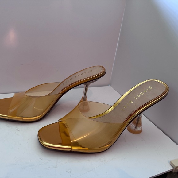 Giani Bini, size 12, gold dust clear heel. - Picture 8 of 8